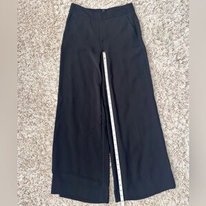 Banana Republic Wide Leg Lightweight Trousers